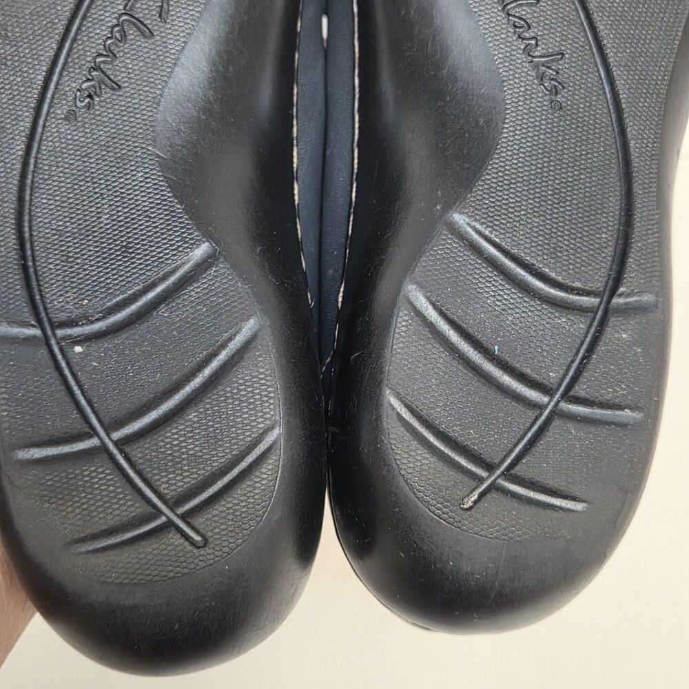 Clarks ASHLAND BUBBLE Tassel Loafer Womens  8.5W  Wide Blue Leather Slip-on Mocs - Picture 11 of 16
